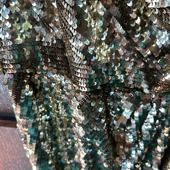 Mac Duggal EMBELLISHED CAP SLEEVE COWL NECK TRUMPET GOWN size 14 Sold out $598 - Picture 10 of 14